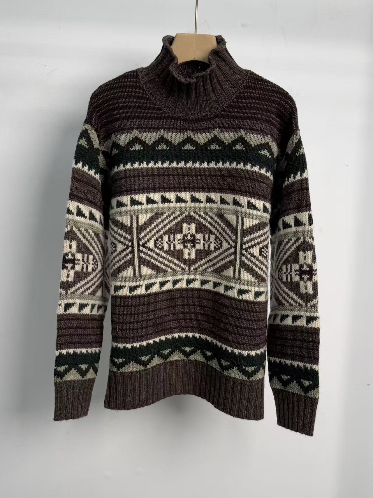 Sweter Rajutan Pria dan Wanita - Embroidery Flower Pattern ulasan dan harga