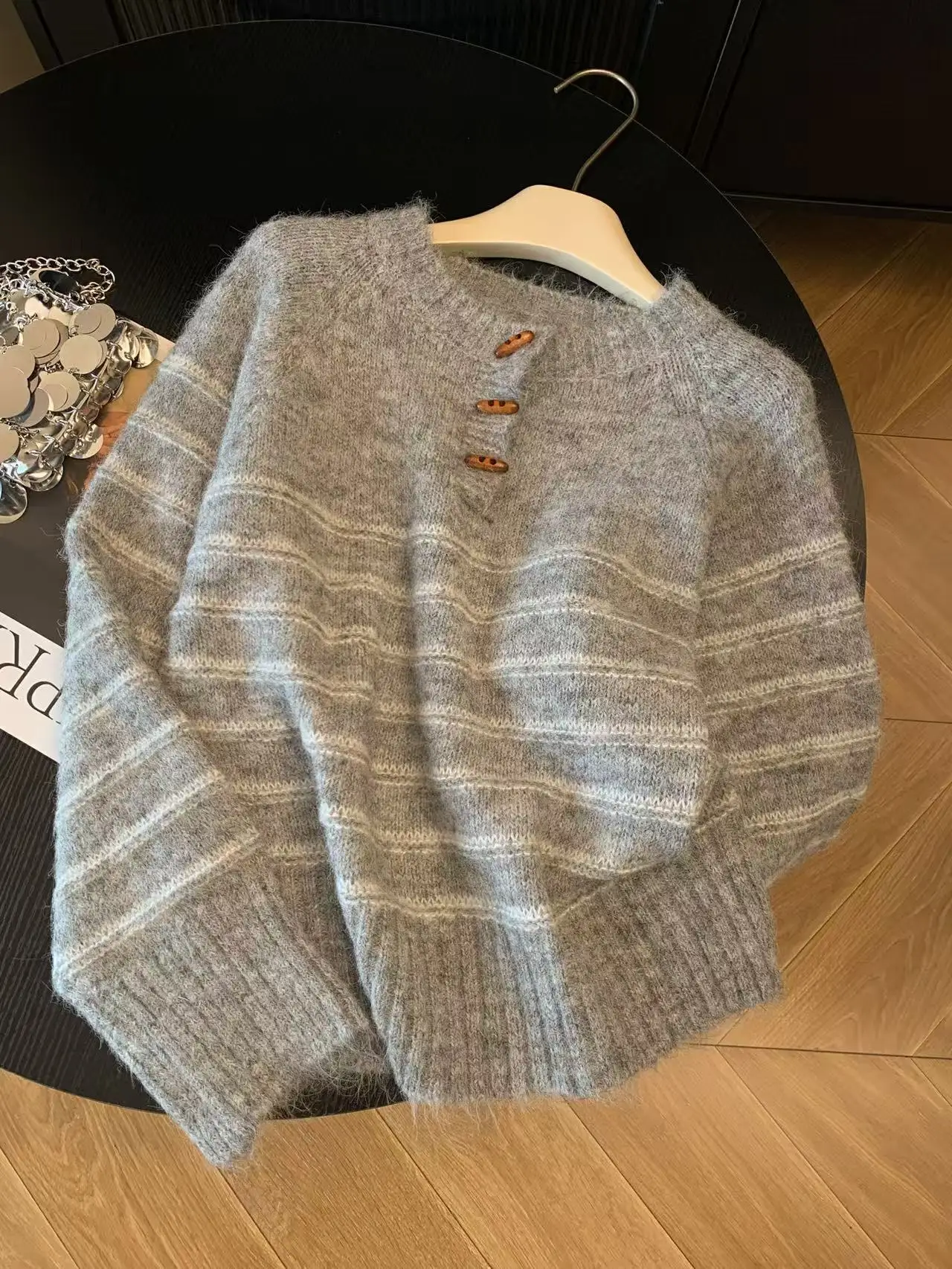 Sweater Wol Kasmir Bergaris Wa - Embroidery Fashion ulasan dan harga