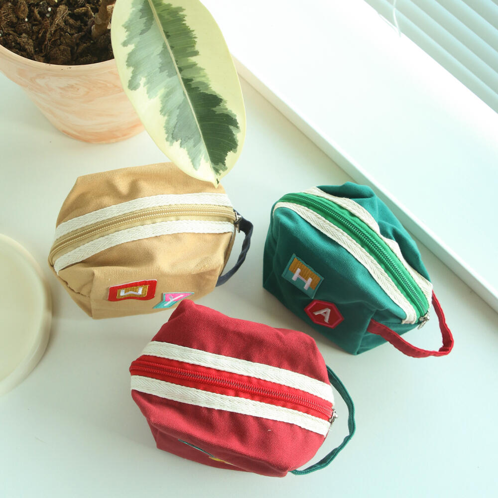 Dompet Kanvas Mini Bordir Inis - Embroidery Alphabet ulasan dan harga