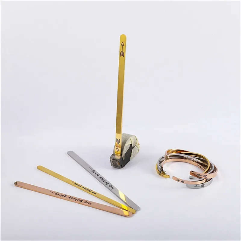 Gelang Manset Lurus Baja Tahan - Embroidery Alphabet ulasan dan harga