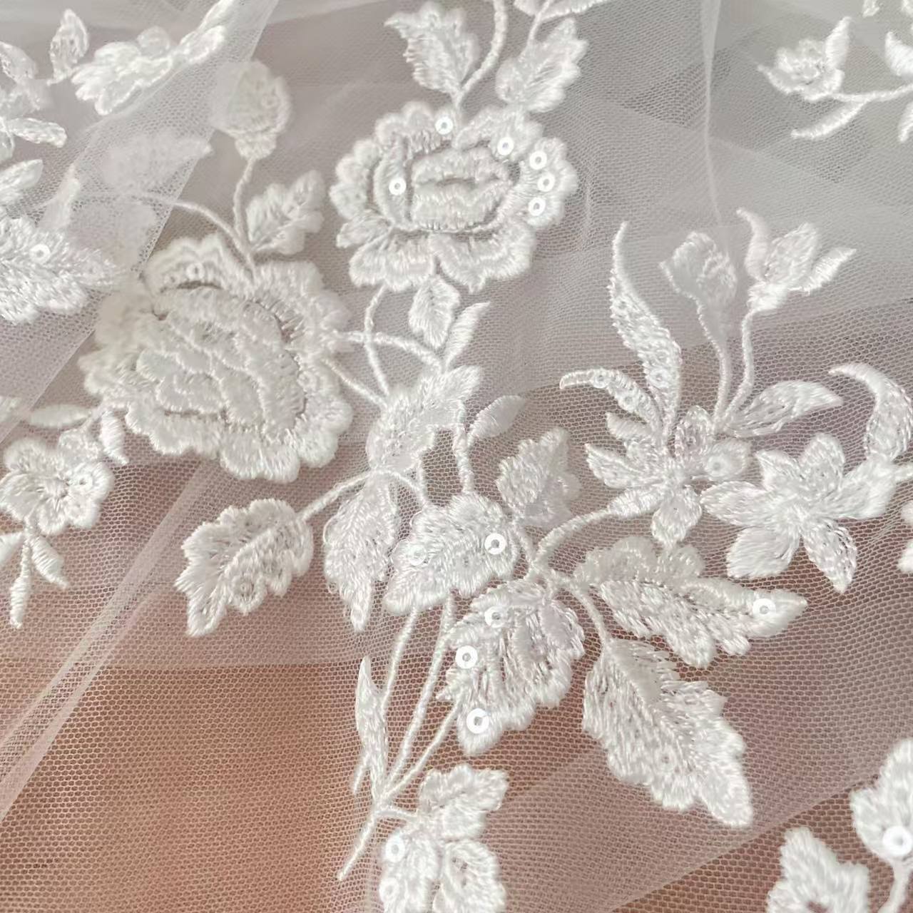 Kain Renda Bordir Prancis, Bun - Embroidery Flower Pattern ulasan dan harga